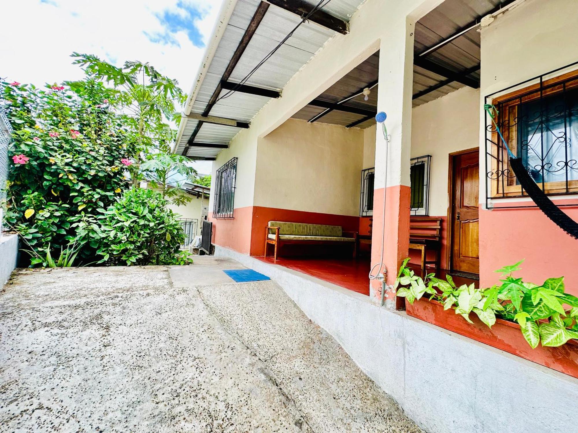 Casa Independiente Puerto Ayora  Buitenkant foto